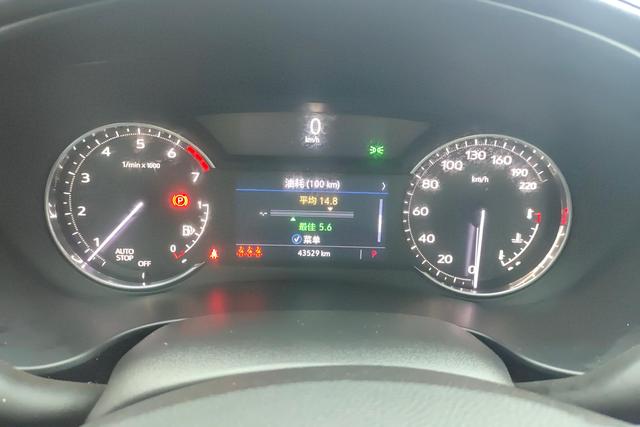 Cadillac XT4 2022, фото 17