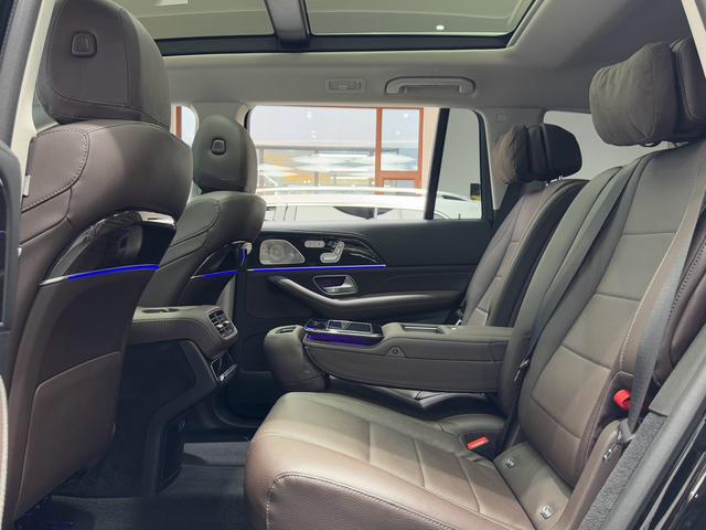 Mercedes-Benz GLS 2022, фото 16