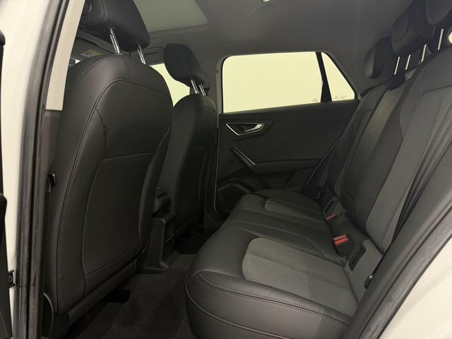 Audi Q2L 2021, фото 15