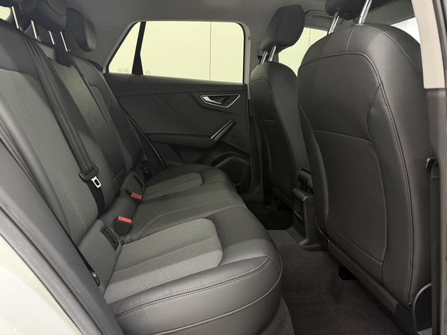 Audi Q2L 2021, фото 16
