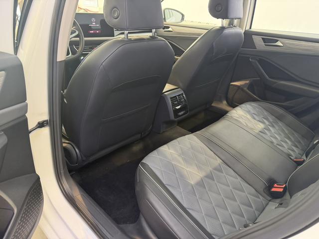 Volkswagen Jetta 2023, фото 14