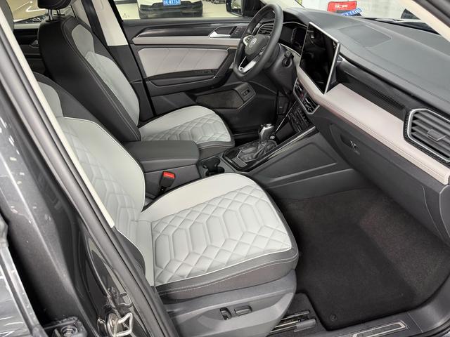 Volkswagen Tayron 2023, фото 16