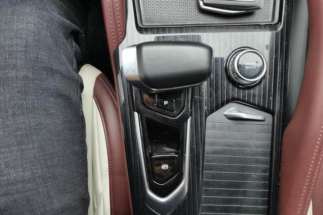 Geely Xingyue L 2021, фото 16