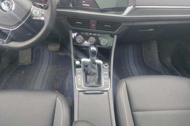 Volkswagen Jetta 2021, фото 16