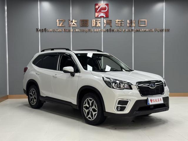 Subaru Forester 2021, фото 2