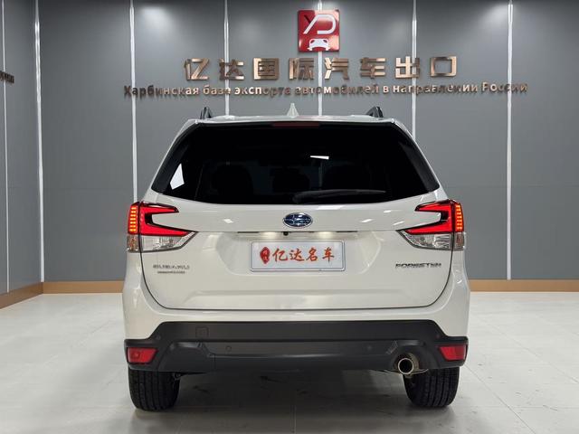 Subaru Forester 2021, фото 11