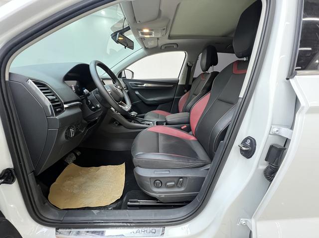 Skoda Karoq 2023, фото 14