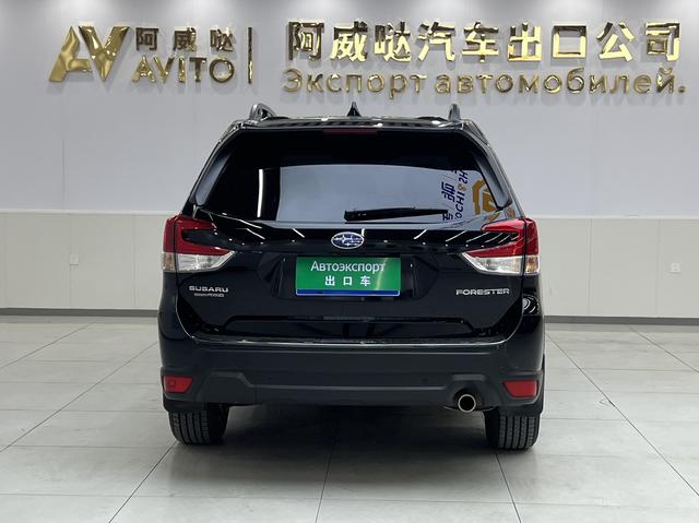 Subaru Forester 2022, фото 5