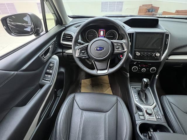 Subaru Forester 2022, фото 8