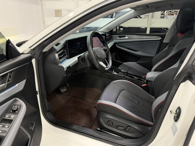Volkswagen Lingdu 2022, фото 14