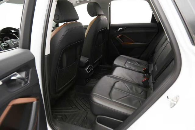 Audi Q3 2021, фото 14