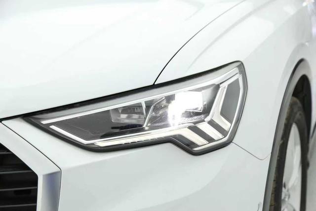 Audi Q3 2021, фото 16