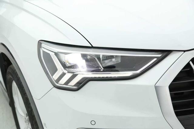 Audi Q3 2021, фото 17