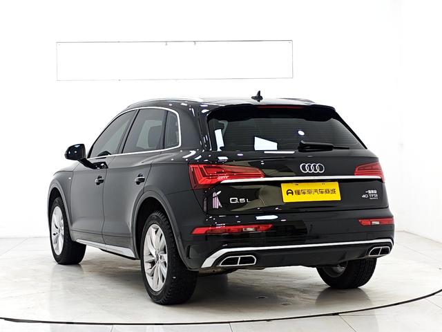 Audi Q5L 2022, фото 5