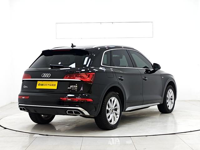 Audi Q5L 2022, фото 7