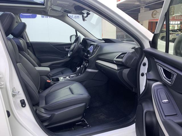 Subaru Forester 2022, фото 15