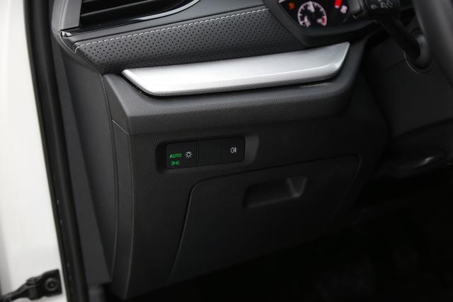 Skoda Octavia 2022, фото 10