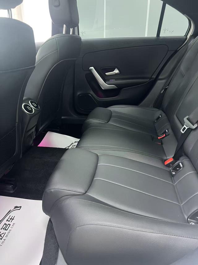 Mercedes-Benz A-Class 2023, фото 15