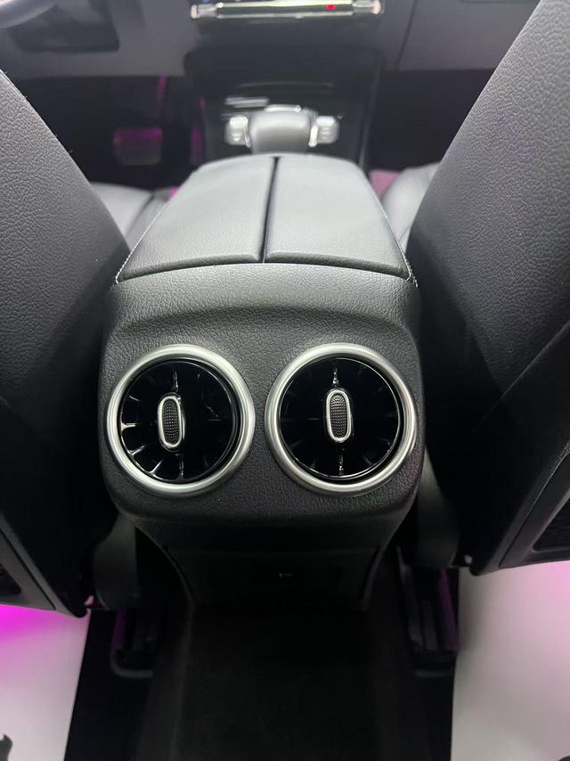 Mercedes-Benz A-Class 2023, фото 17