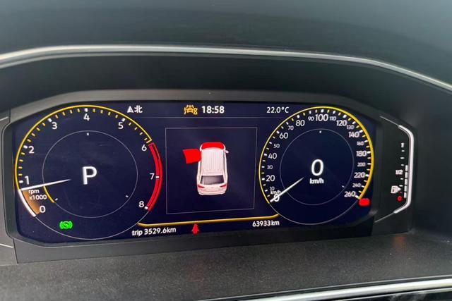 Volkswagen Tiguan 2023, фото 17
