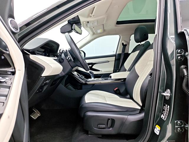 Land Rover Evoque 2021, фото 12