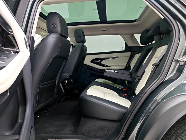 Land Rover Evoque 2021, фото 13