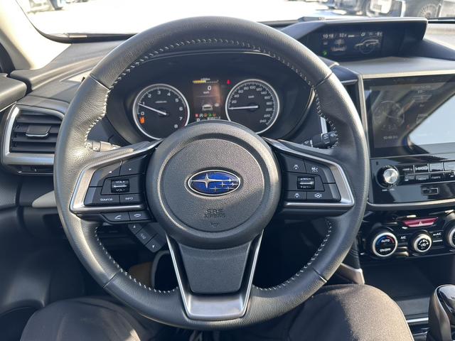 Subaru Forester 2022, фото 2