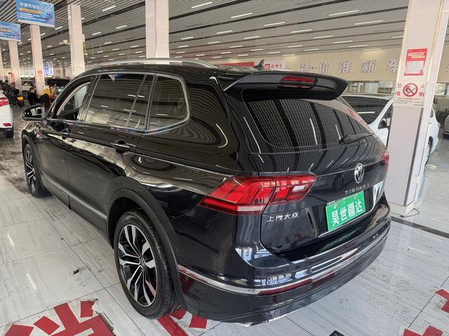 Volkswagen Tiguan 2021, фото 9