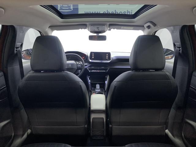 Peugeot 2008 2022, фото 14