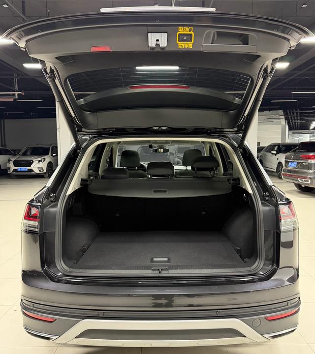 Volkswagen Tayron 2023, фото 22