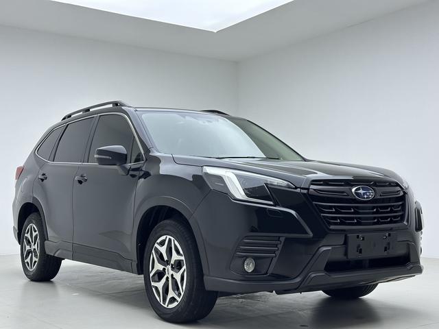 Subaru Forester 2022, фото 3