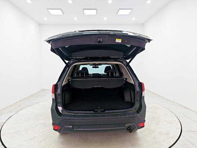 Subaru Forester 2022, фото 15