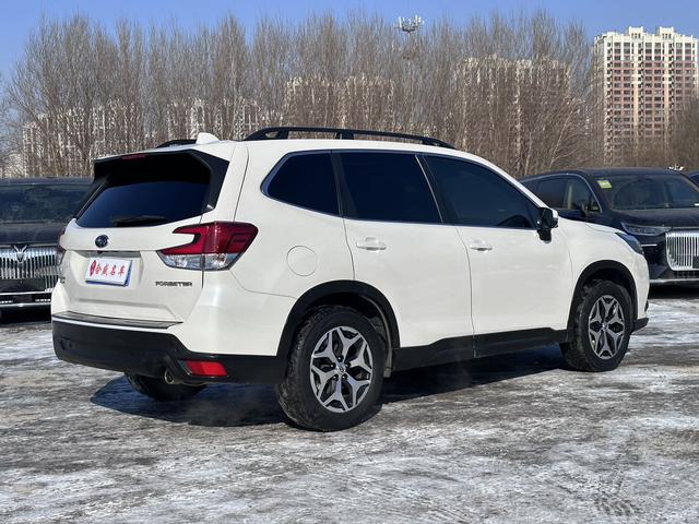 Subaru Forester 2022, фото 5