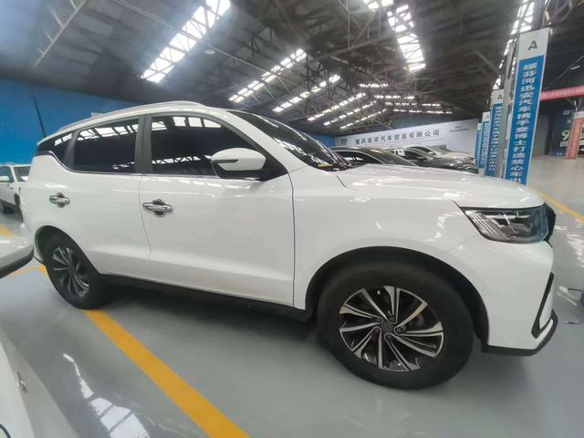 Geely Emgrand X6 2021, фото 5