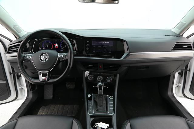 Volkswagen Jetta 2022, фото 15