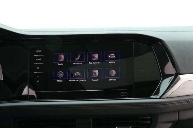 Volkswagen Jetta 2022, фото 17