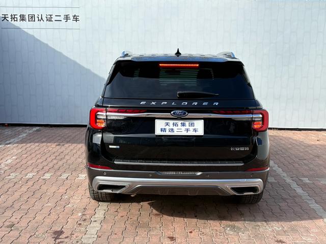 Ford Explorer 2023, фото 5