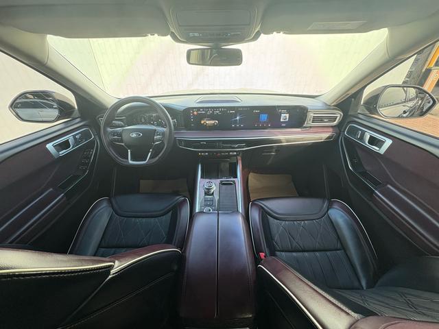 Ford Explorer 2023, фото 8