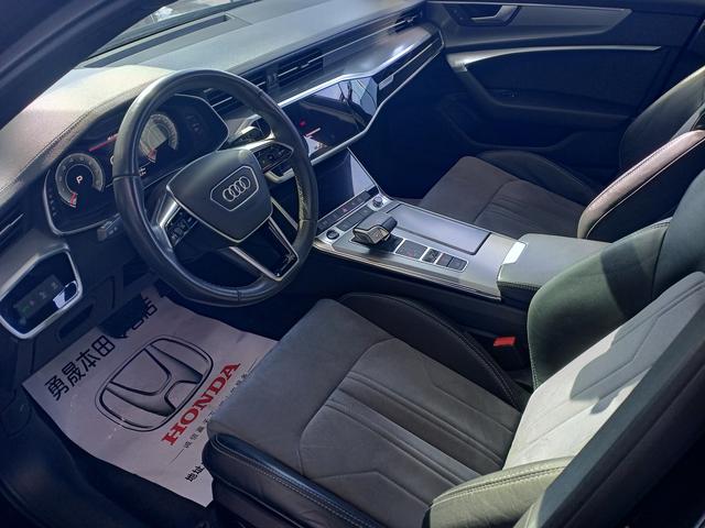 Audi A6L 2021, фото 4