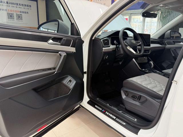 Volkswagen Tayron 2023, фото 16