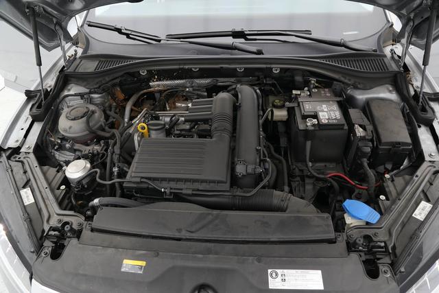 Skoda Superb 2023, фото 16