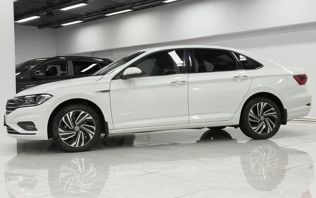Volkswagen Jetta 2021, фото 3