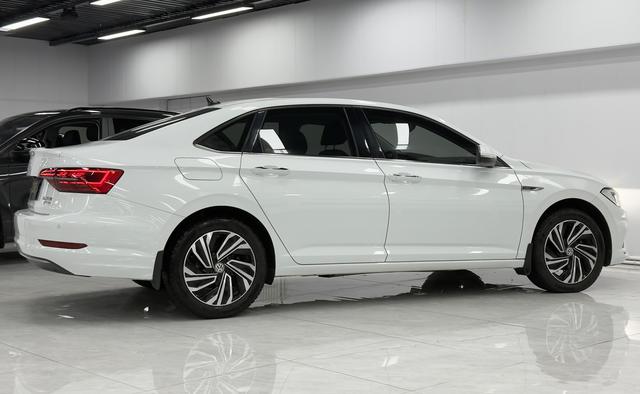 Volkswagen Jetta 2021, фото 6