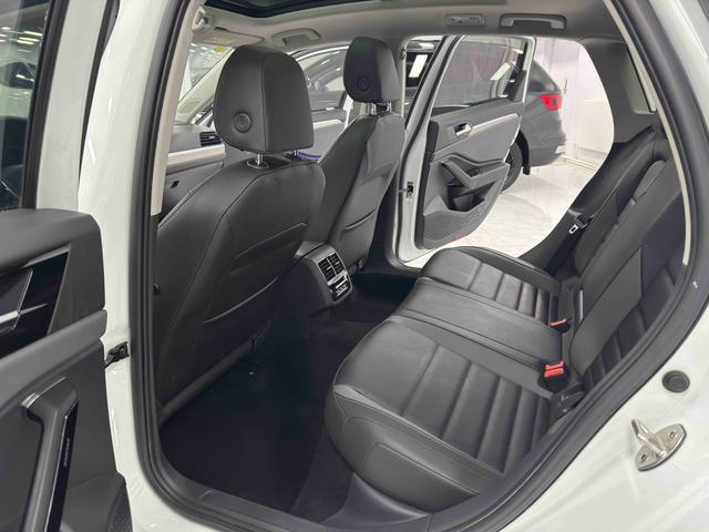 Volkswagen Jetta 2021, фото 10