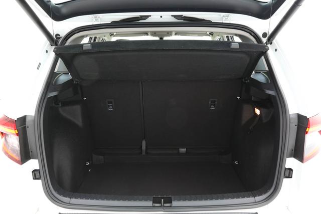 Skoda Karoq 2023, фото 15