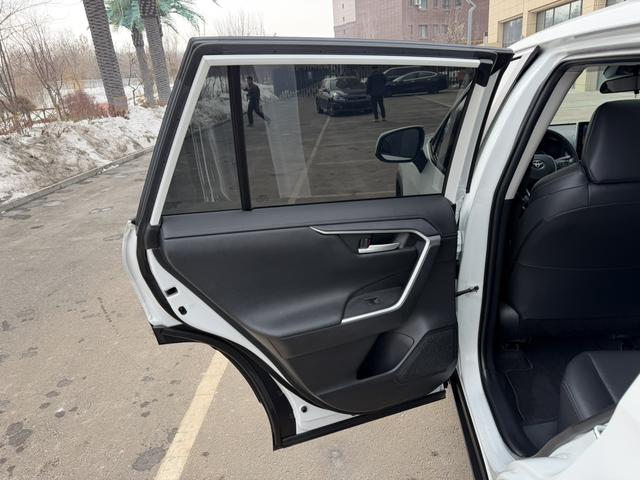 Toyota Weilan 2023, фото 17