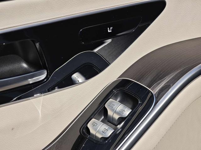 Mercedes-Benz S-Class 2023, фото 15