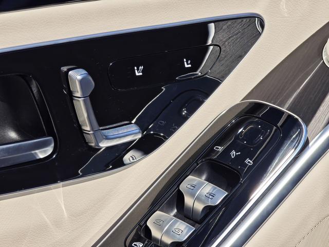 Mercedes-Benz S-Class 2023, фото 16