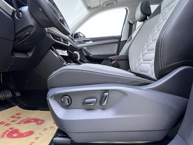 Volkswagen Tayron 2023, фото 17