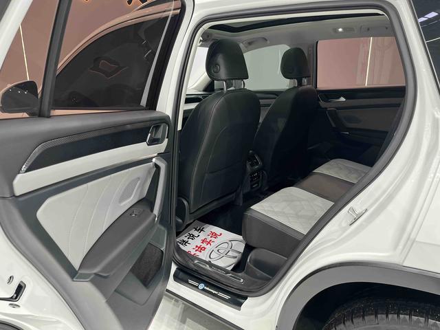 Volkswagen Tayron 2023, фото 9